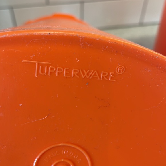 **SOLD**Vintage Tupperware Set of 4 Orange Canisters - Picture 9 of 10
